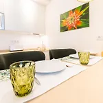 Azores Cozy Suite, Romantic, Free Parking Holiday home Ponta Delgada (Sao Miguel)